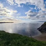 Seaside House - Wifi, Large Spacious Ferienhaus *