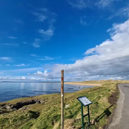 Seaside House - Wifi, Large Spacious Holiday home *
