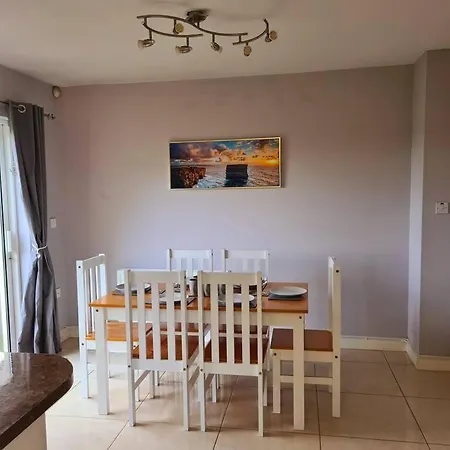 Seaside House - Wifi, Large Spacious Bundoran