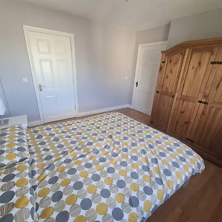 Seaside House - Wifi, Large Spacious Holiday home