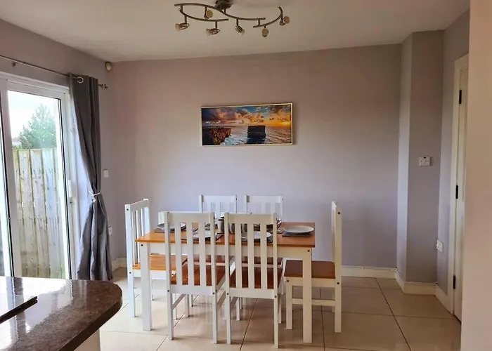 Seaside House - Wifi, Large Spacious Bundoran