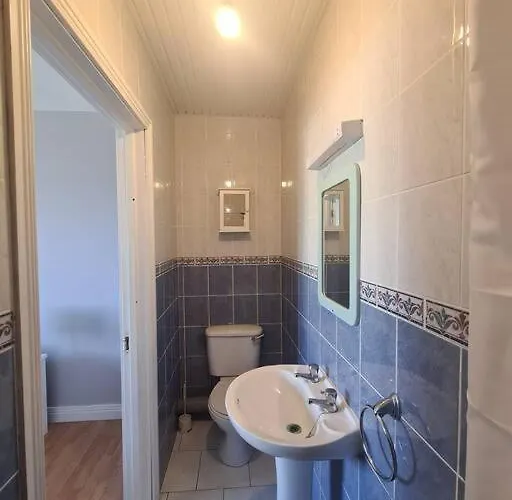 Seaside House - Wifi, Large Spacious *