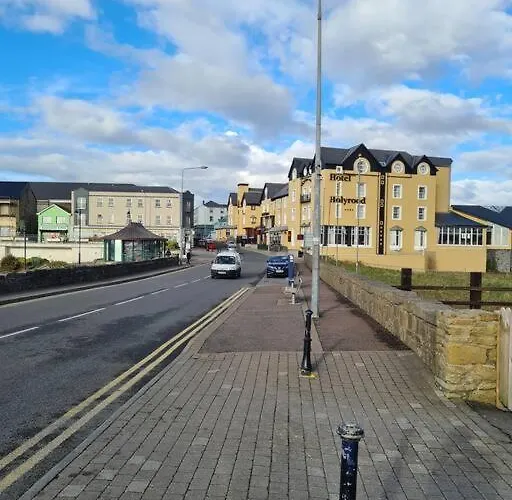 Hébergement de vacances Seaside House - Wifi, Large Spacious *