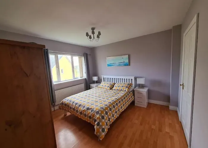 Seaside House - Wifi, Large Spacious * Bundoran